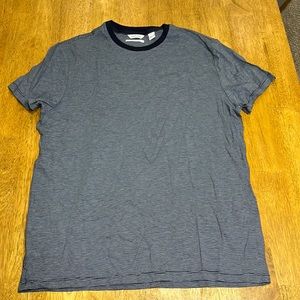 Men’s Calvin Klein shirt